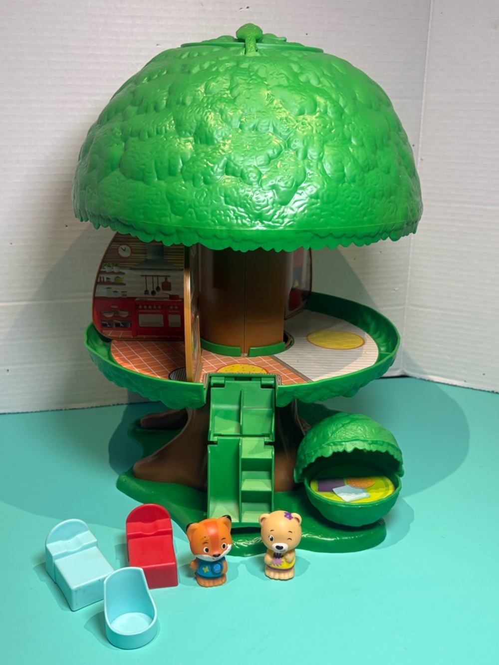 Vulli Klorofil Magic Tree House PlaySet Playhouse Portable! W/ figures